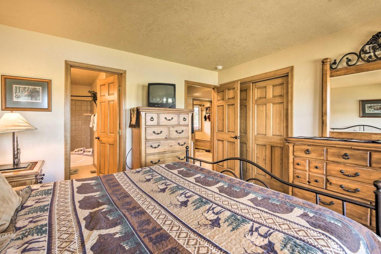 Pagosa Springs Townhome With View Hike And Fish! ภายนอก รูปภาพ